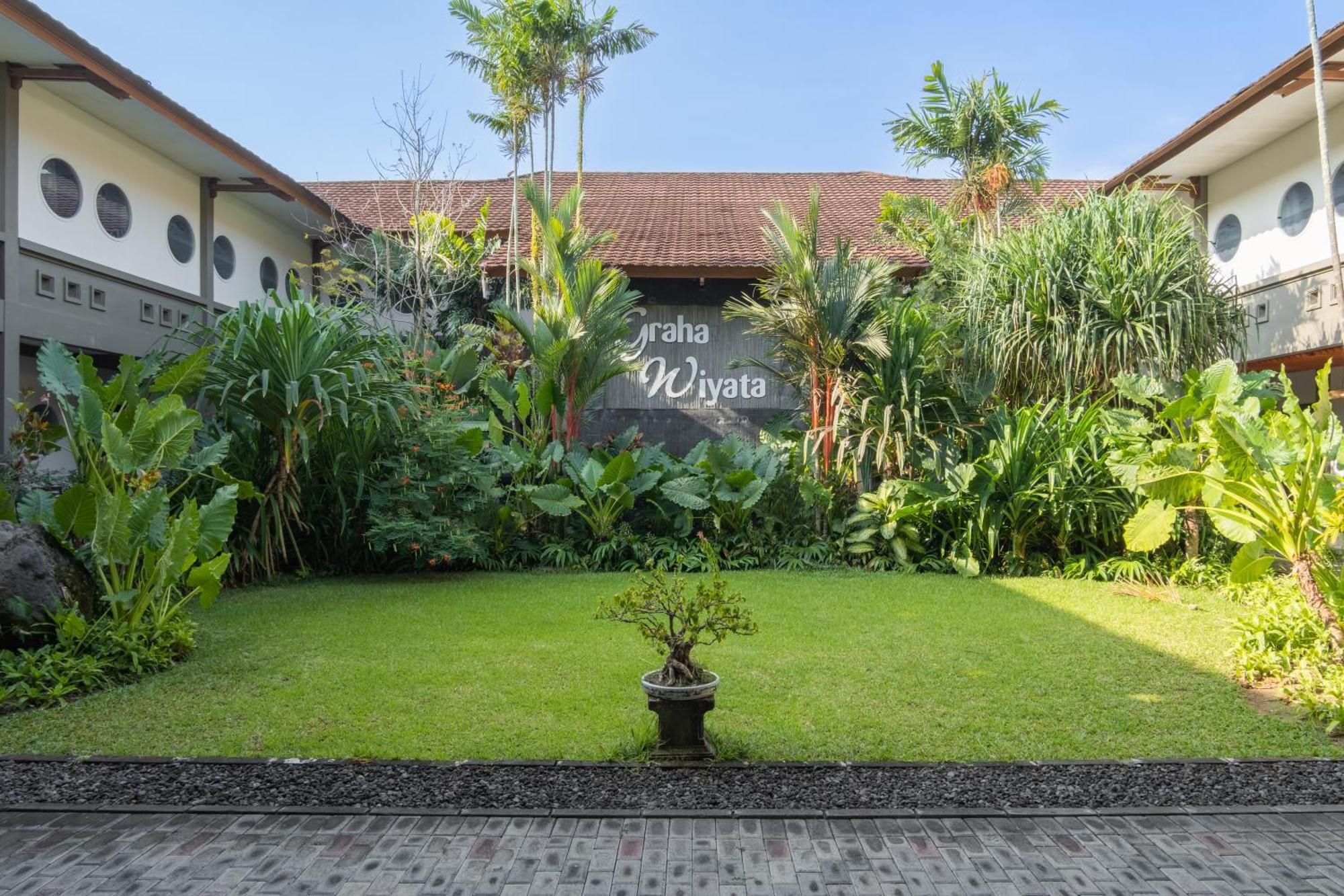 Graha Wiyata Hotel Tanah Lot Exterior foto