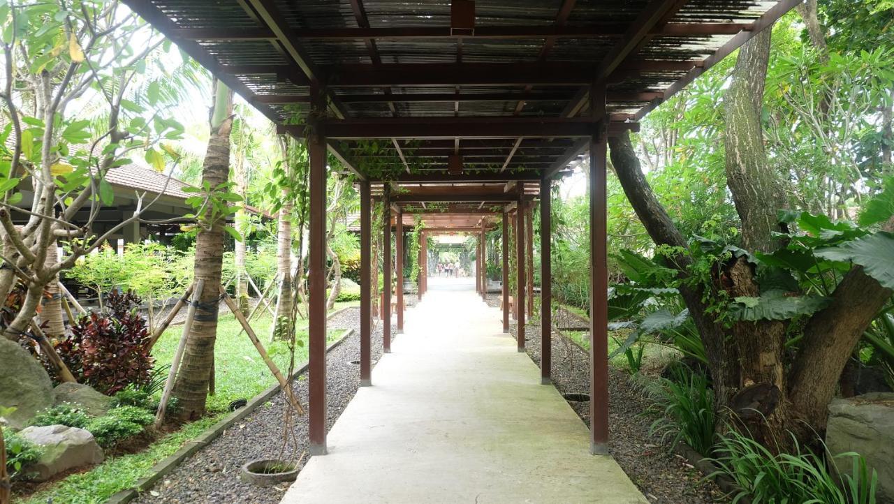Graha Wiyata Hotel Tanah Lot Exterior foto